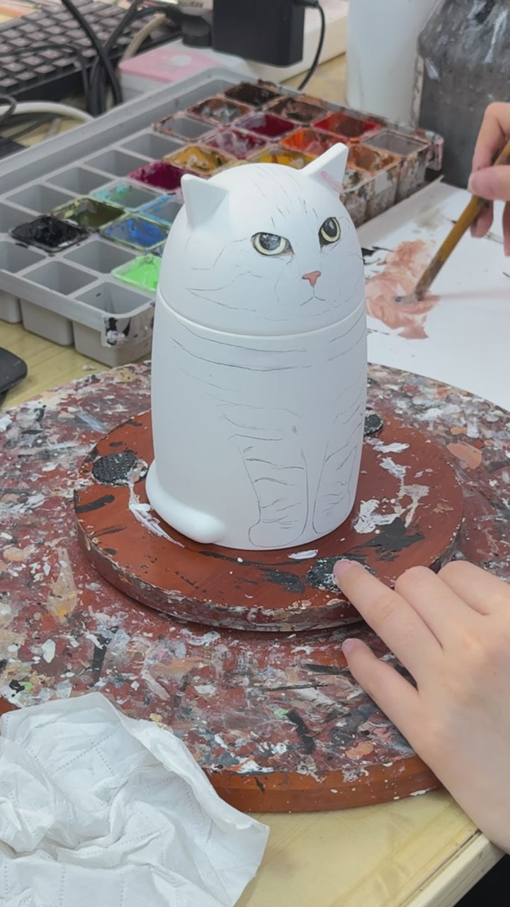 Hand-sculpted pet memorial process video preview